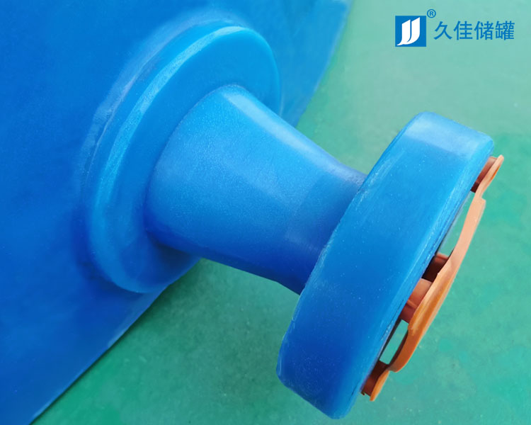 水廠次氯酸鈉儲存罐該如何選擇材質及廠家？